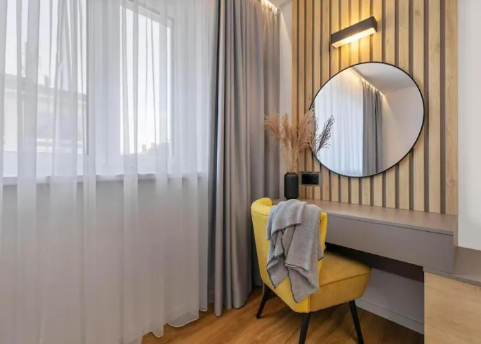 Modern Near Train Station #11 Apartament *