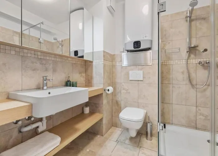 Modern Near Train Station #11 * 布拉迪斯拉发