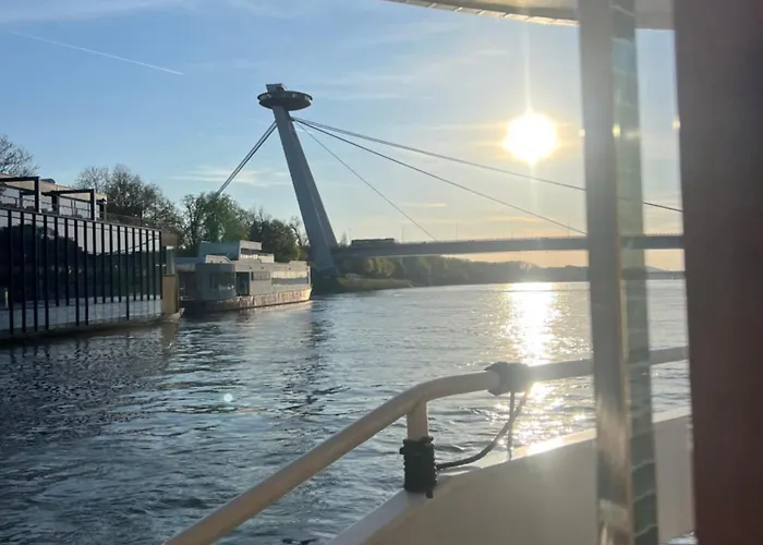 Apartment Modern Near Train Station #11